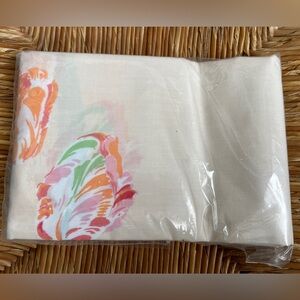 x2 NIP NEW Vintage Wamsutta Jay Yang Iris Floral King Pillowcases Beige Pink